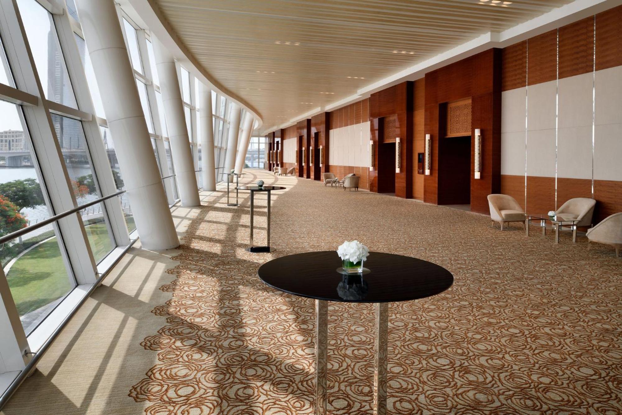 Intercontinental Dubai Festival City By Ihg Eksteriør bilde The interior of the hotel